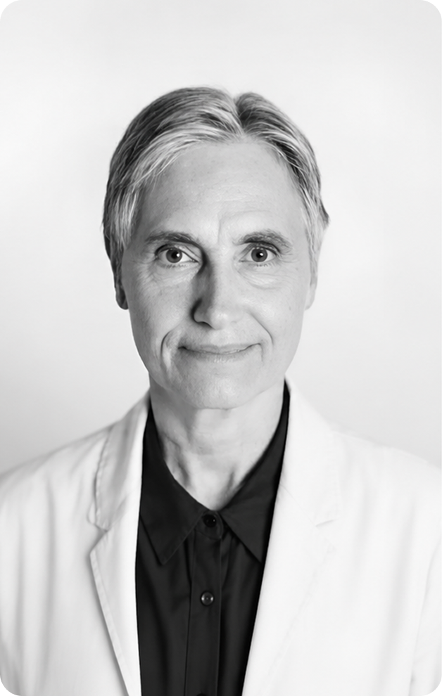 Dr. Mariza Snyder